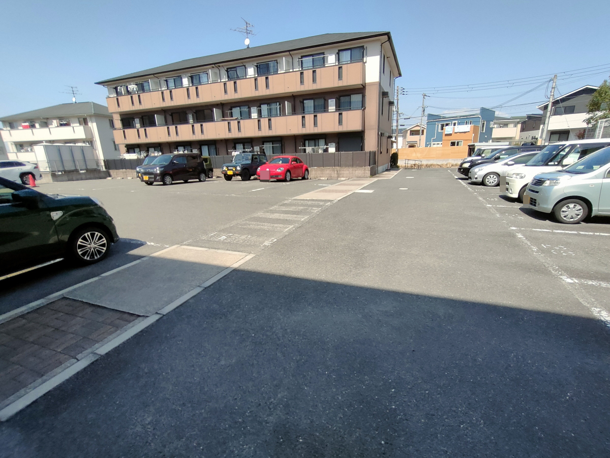 駐車場 写真12