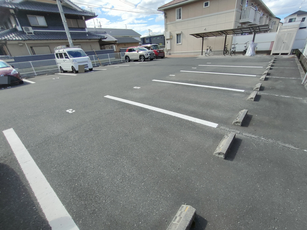 駐車場 写真15