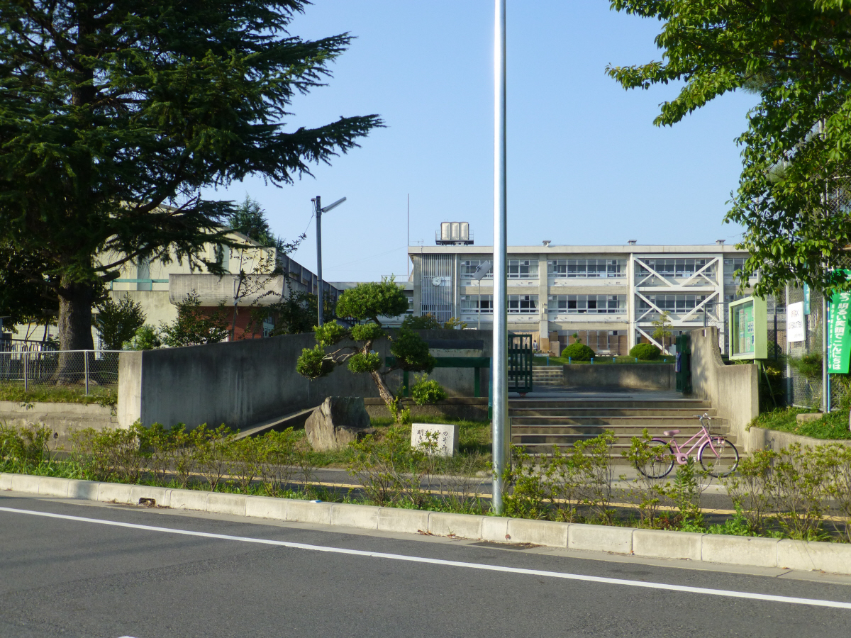 山の辺小学校まで819m (徒歩11分) 写真21