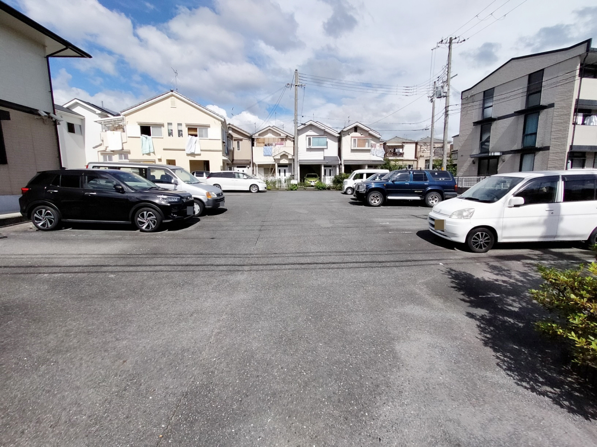 駐車場 写真14