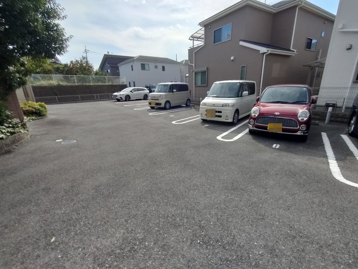 駐車場 写真15