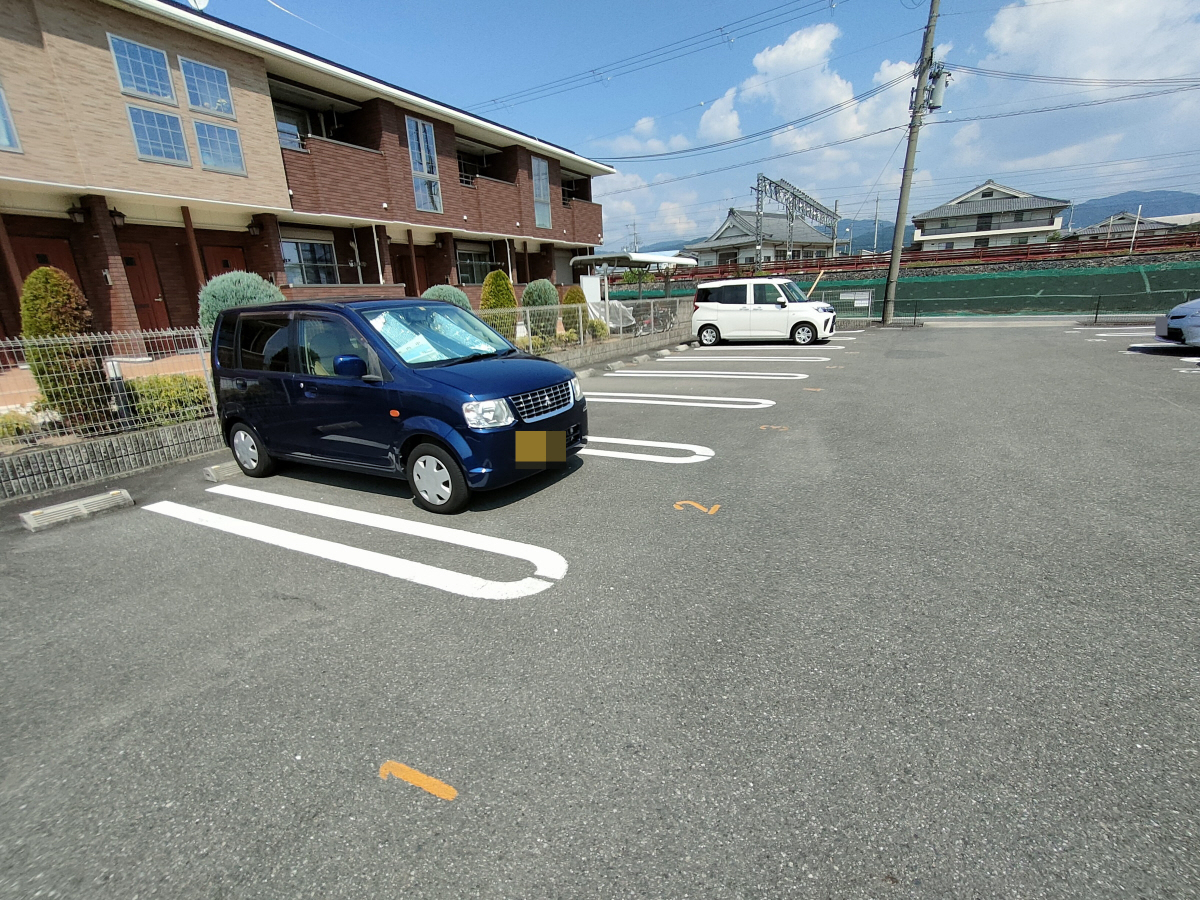 駐車場 写真15