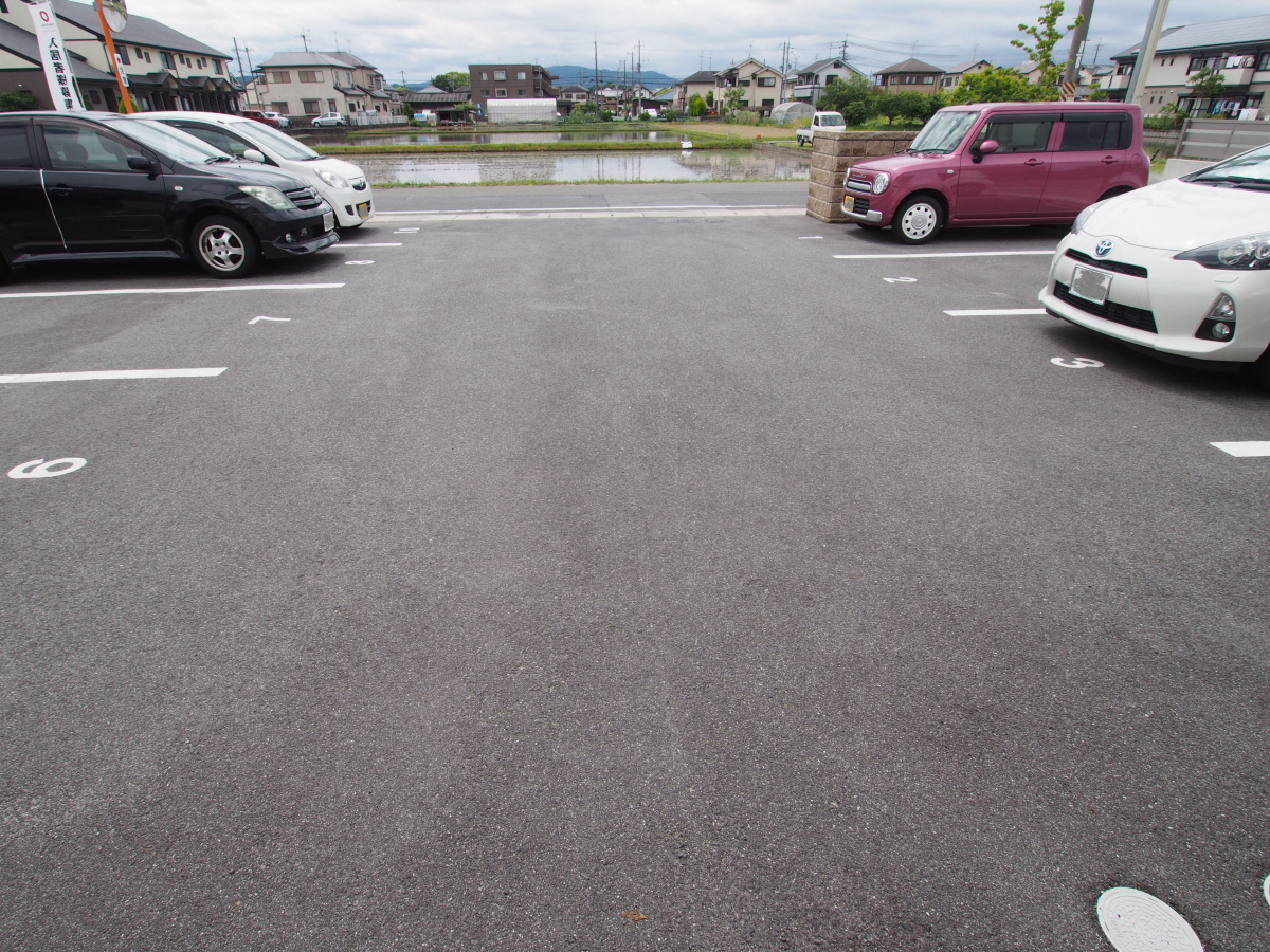 駐車場 写真16