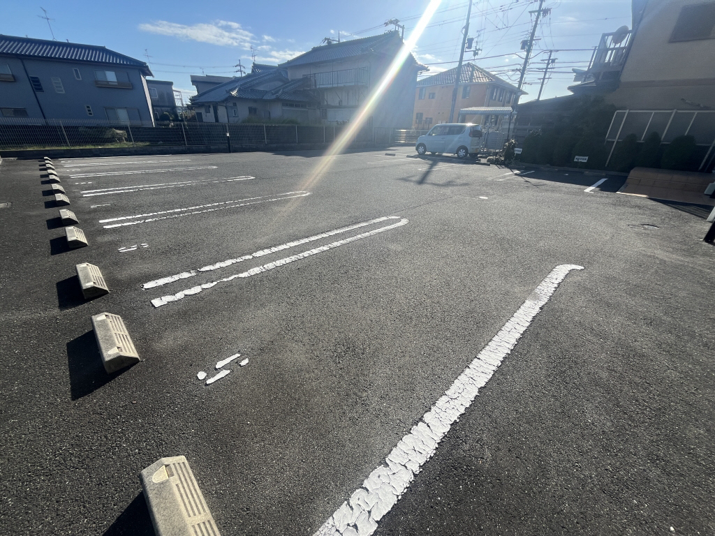 駐車場 写真15