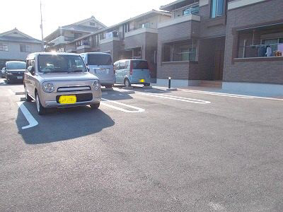 駐車場 写真15