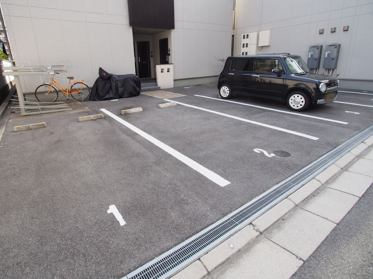 駐車場 写真14