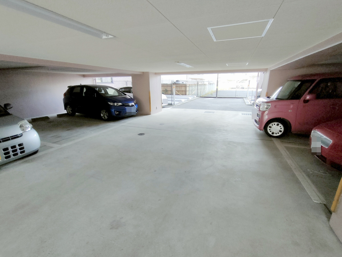 駐車場 写真14