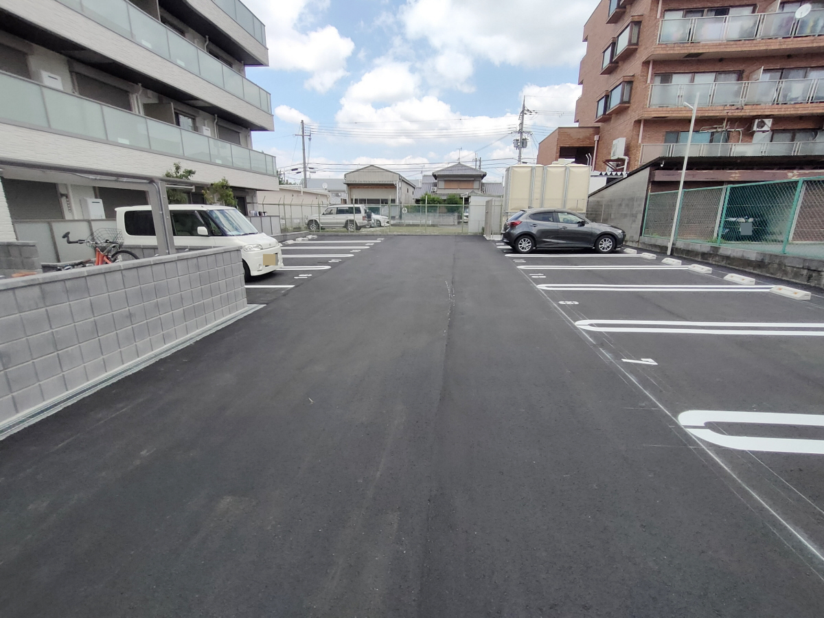 駐車場 写真14