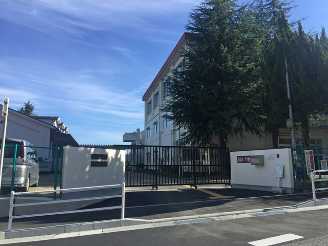 鳥見小学校まで1141m (徒歩15分) 写真21