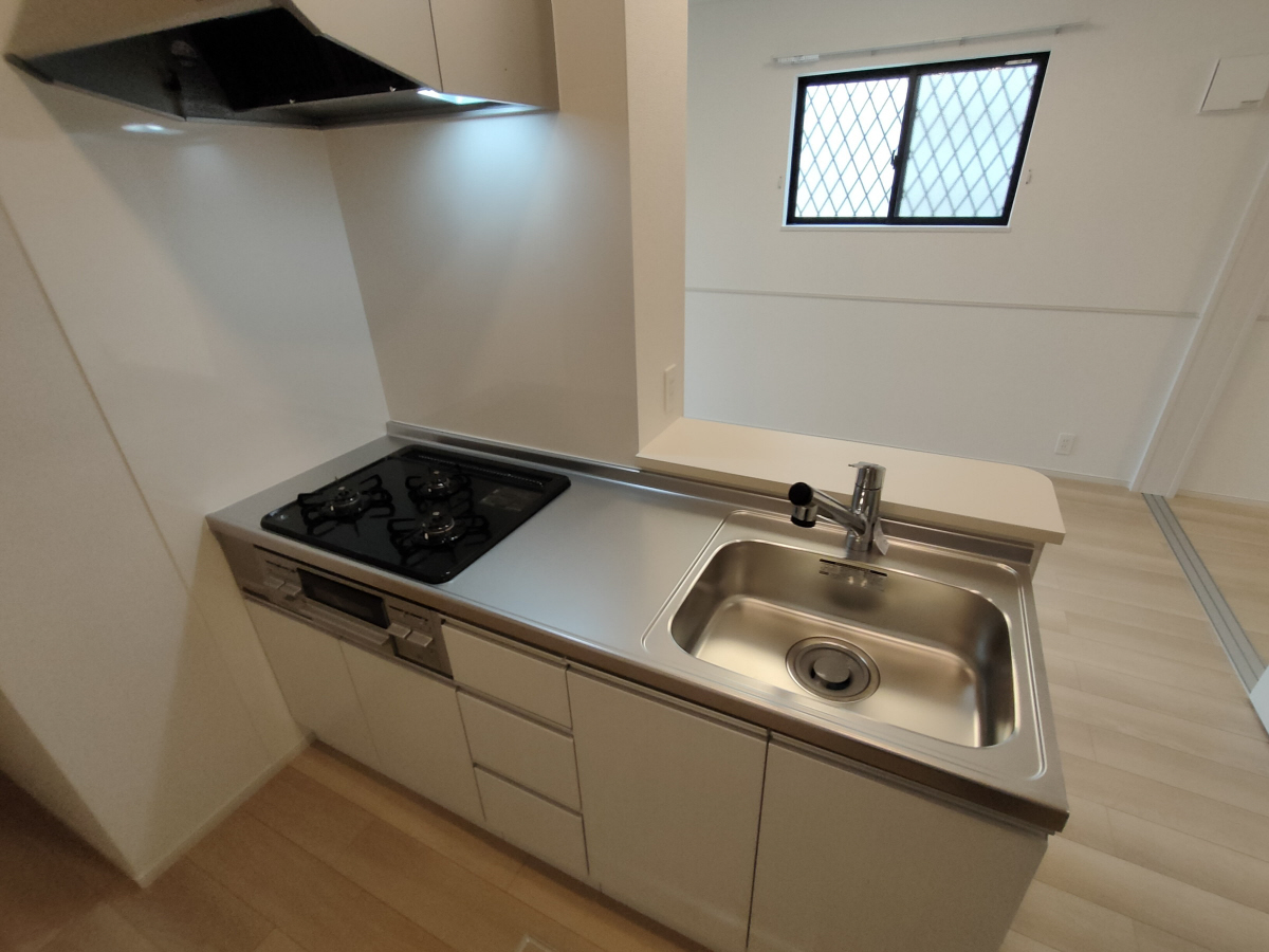 キッチン ※101号室流用(102は窓なし) 写真3