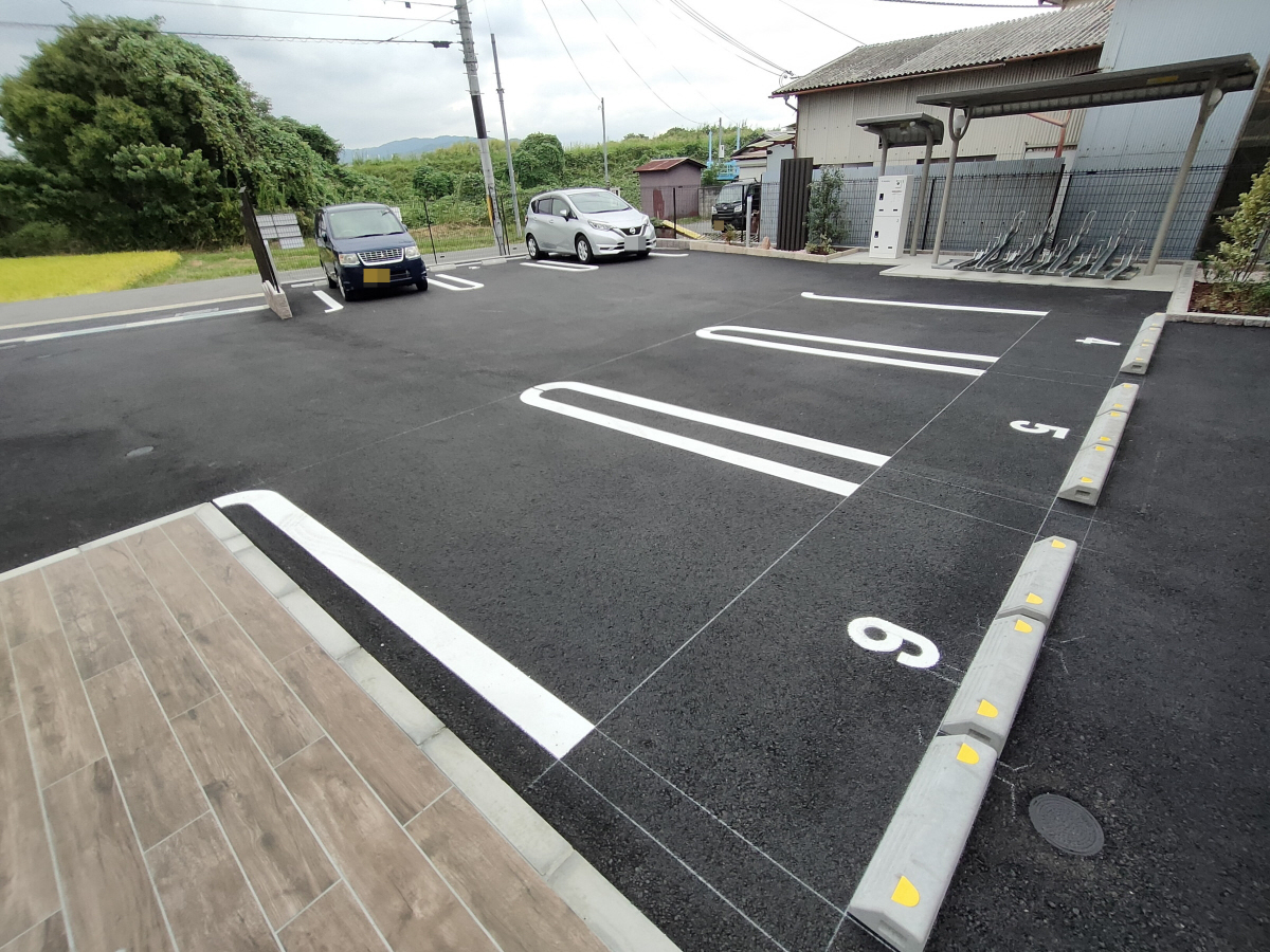 駐車場 写真15